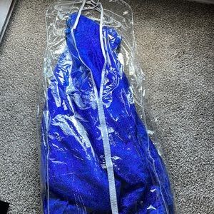 I am selling a quince dress that i did wear only once ! its in great condition